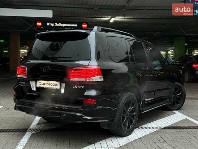 Черный Лексус ЛХ, объемом двигателя 5.66 л и пробегом 285 тыс. км за 34990 $, фото 6 на Automoto.ua