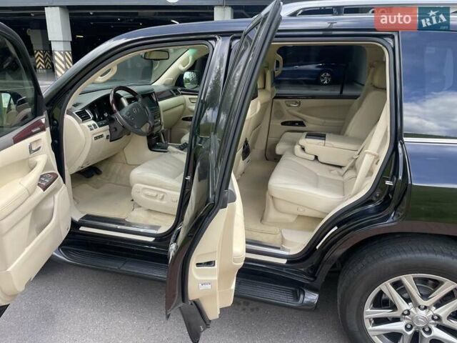 Черный Лексус ЛХ, объемом двигателя 5.7 л и пробегом 220 тыс. км за 35800 $, фото 108 на Automoto.ua