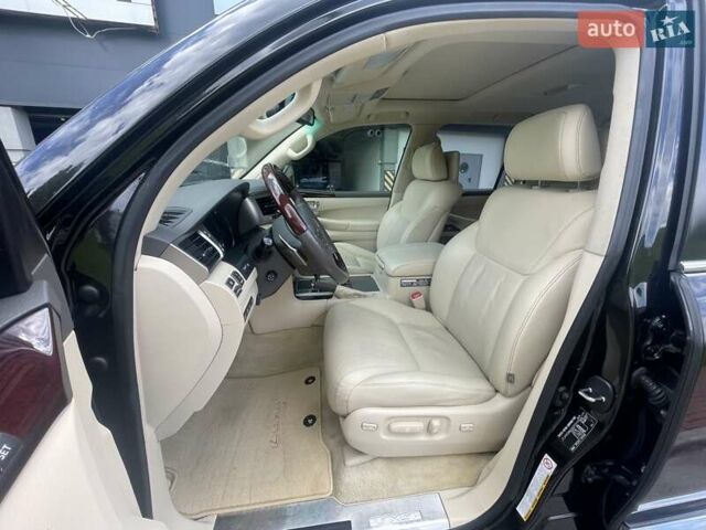 Черный Лексус ЛХ, объемом двигателя 5.7 л и пробегом 220 тыс. км за 35800 $, фото 55 на Automoto.ua