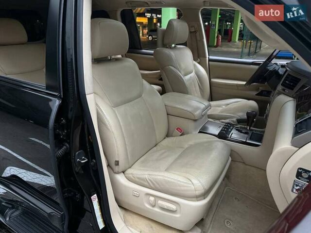Черный Лексус ЛХ, объемом двигателя 5.66 л и пробегом 285 тыс. км за 34990 $, фото 12 на Automoto.ua