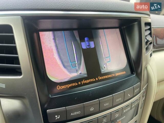 Черный Лексус ЛХ, объемом двигателя 5.7 л и пробегом 220 тыс. км за 35800 $, фото 118 на Automoto.ua
