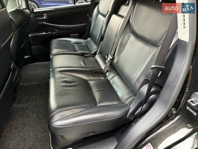 Черный Лексус ЛХ, объемом двигателя 5.7 л и пробегом 88 тыс. км за 47000 $, фото 34 на Automoto.ua