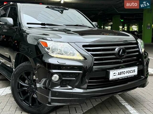 Черный Лексус ЛХ, объемом двигателя 5.66 л и пробегом 285 тыс. км за 34990 $, фото 1 на Automoto.ua