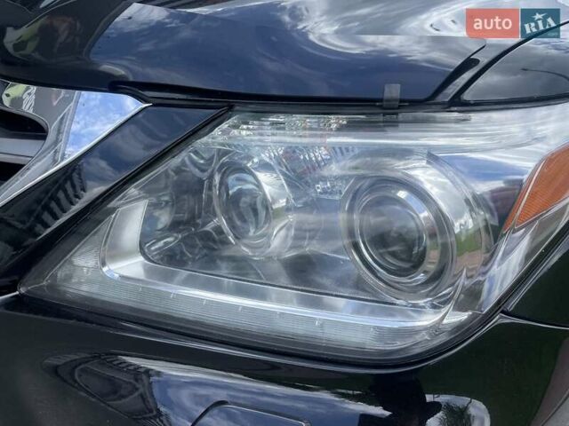 Черный Лексус ЛХ, объемом двигателя 5.7 л и пробегом 220 тыс. км за 35800 $, фото 47 на Automoto.ua