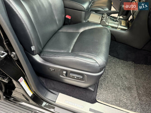 Черный Лексус ЛХ, объемом двигателя 5.7 л и пробегом 88 тыс. км за 47000 $, фото 26 на Automoto.ua