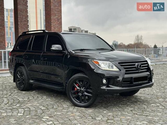 Черный Лексус ЛХ, объемом двигателя 5.66 л и пробегом 79 тыс. км за 42500 $, фото 6 на Automoto.ua