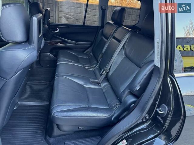 Черный Лексус ЛХ, объемом двигателя 5.7 л и пробегом 185 тыс. км за 36500 $, фото 41 на Automoto.ua