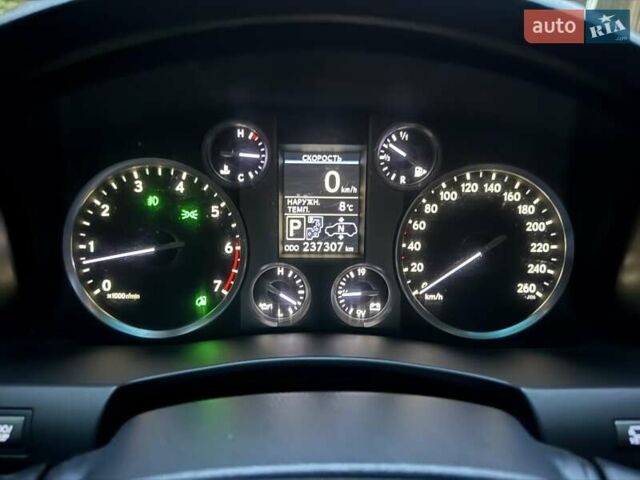 Черный Лексус ЛХ, объемом двигателя 5.66 л и пробегом 238 тыс. км за 34900 $, фото 17 на Automoto.ua