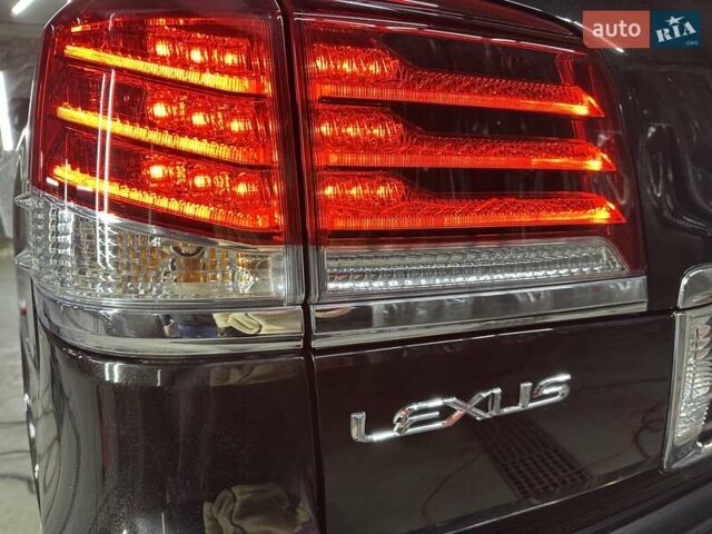 Черный Лексус ЛХ, объемом двигателя 5.66 л и пробегом 222 тыс. км за 49900 $, фото 7 на Automoto.ua