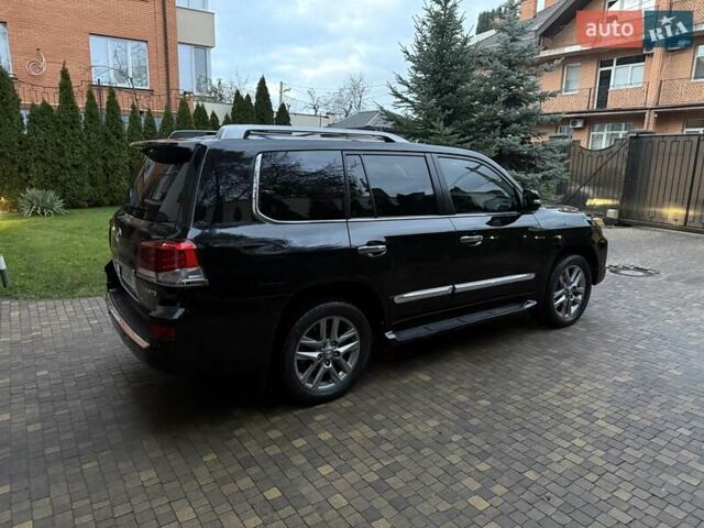 Черный Лексус ЛХ, объемом двигателя 5.66 л и пробегом 238 тыс. км за 34900 $, фото 7 на Automoto.ua