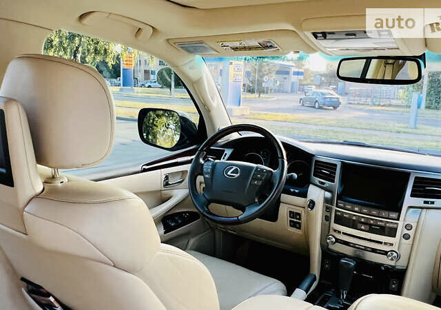 Чорний Лексус ЛХ, об'ємом двигуна 5.7 л та пробігом 190 тис. км за 40500 $, фото 64 на Automoto.ua