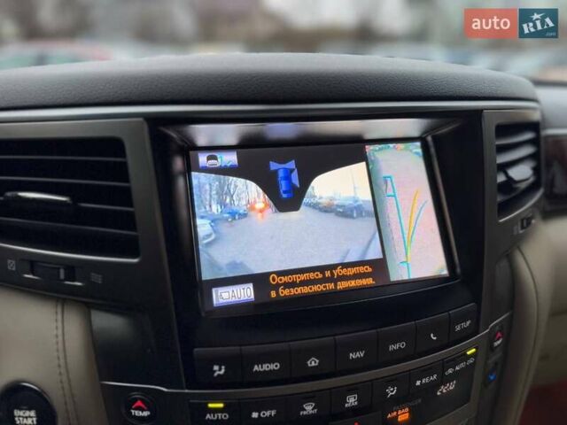 Черный Лексус ЛХ, объемом двигателя 5.66 л и пробегом 225 тыс. км за 39000 $, фото 36 на Automoto.ua