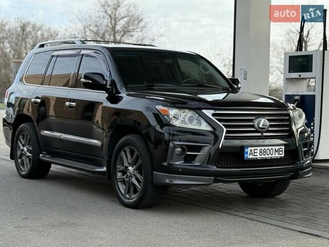 Чорний Лексус ЛХ, об'ємом двигуна 5.66 л та пробігом 184 тис. км за 42000 $, фото 2 на Automoto.ua