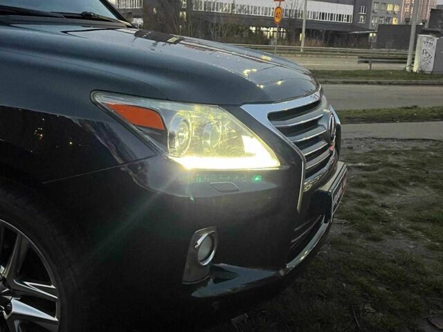 Черный Лексус ЛХ, объемом двигателя 5.7 л и пробегом 192 тыс. км за 33990 $, фото 17 на Automoto.ua