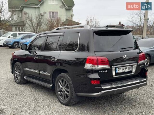 Черный Лексус ЛХ, объемом двигателя 5.66 л и пробегом 225 тыс. км за 39000 $, фото 4 на Automoto.ua