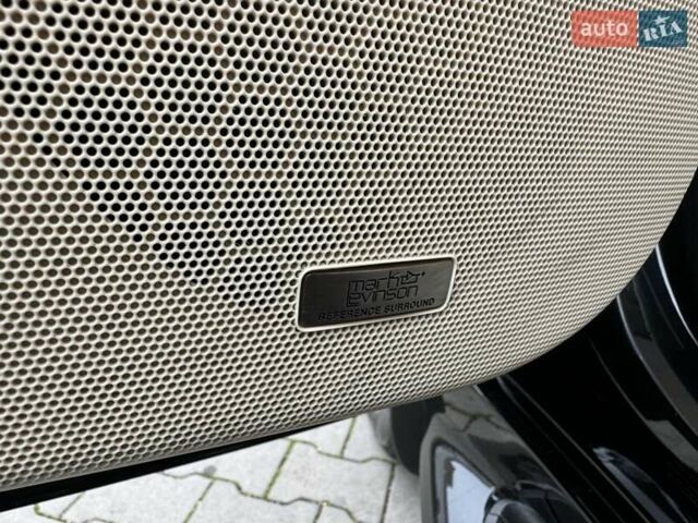 Черный Лексус ЛХ, объемом двигателя 5.66 л и пробегом 176 тыс. км за 35500 $, фото 10 на Automoto.ua