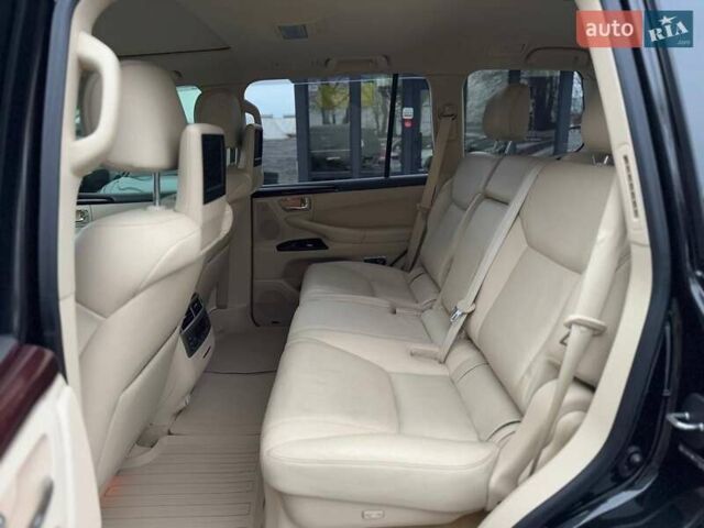 Черный Лексус ЛХ, объемом двигателя 5.66 л и пробегом 225 тыс. км за 39000 $, фото 23 на Automoto.ua