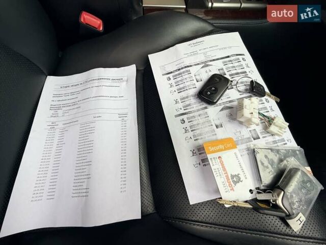 Чорний Лексус ЛХ, об'ємом двигуна 5.66 л та пробігом 162 тис. км за 43999 $, фото 25 на Automoto.ua