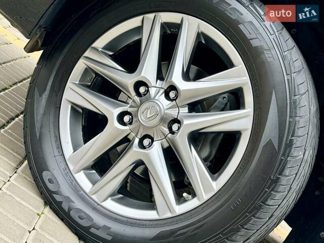 Чорний Лексус ЛХ, об'ємом двигуна 5.66 л та пробігом 162 тис. км за 43999 $, фото 19 на Automoto.ua