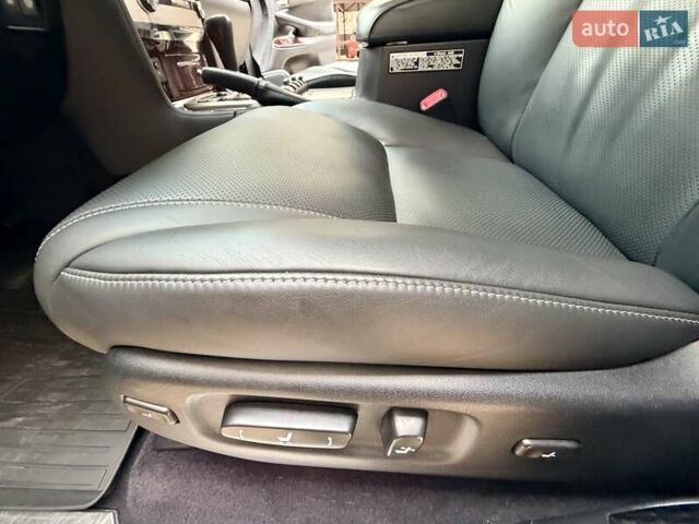 Чорний Лексус ЛХ, об'ємом двигуна 5.66 л та пробігом 162 тис. км за 43999 $, фото 62 на Automoto.ua