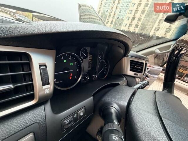 Чорний Лексус ЛХ, об'ємом двигуна 5.66 л та пробігом 162 тис. км за 43999 $, фото 40 на Automoto.ua