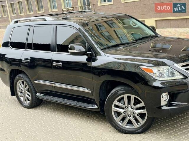 Чорний Лексус ЛХ, об'ємом двигуна 5.66 л та пробігом 162 тис. км за 43999 $, фото 149 на Automoto.ua