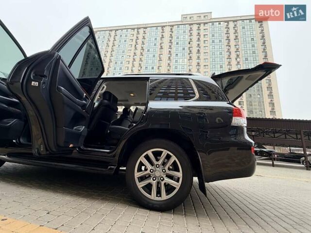 Чорний Лексус ЛХ, об'ємом двигуна 5.66 л та пробігом 162 тис. км за 43999 $, фото 81 на Automoto.ua