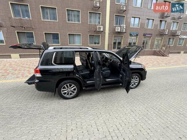 Чорний Лексус ЛХ, об'ємом двигуна 5.66 л та пробігом 162 тис. км за 43999 $, фото 163 на Automoto.ua