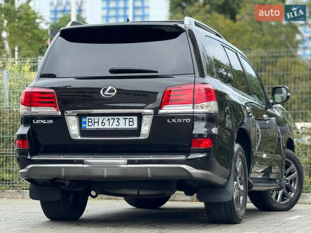 Черный Лексус ЛХ, объемом двигателя 5.66 л и пробегом 195 тыс. км за 36500 $, фото 14 на Automoto.ua