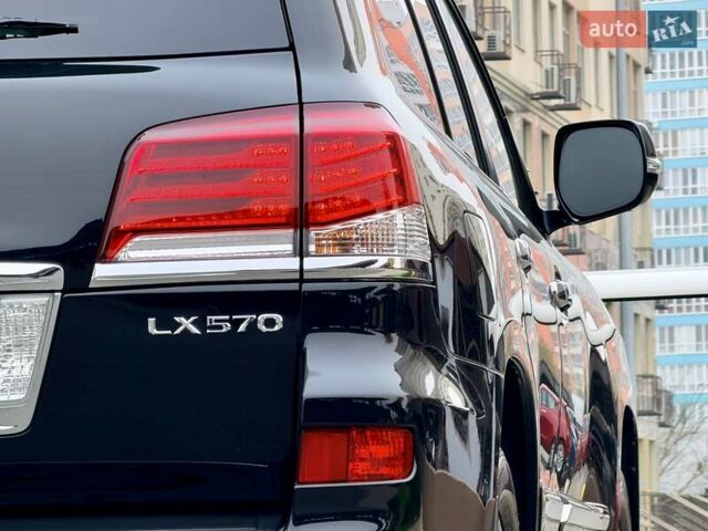 Чорний Лексус ЛХ, об'ємом двигуна 5.66 л та пробігом 162 тис. км за 43999 $, фото 116 на Automoto.ua