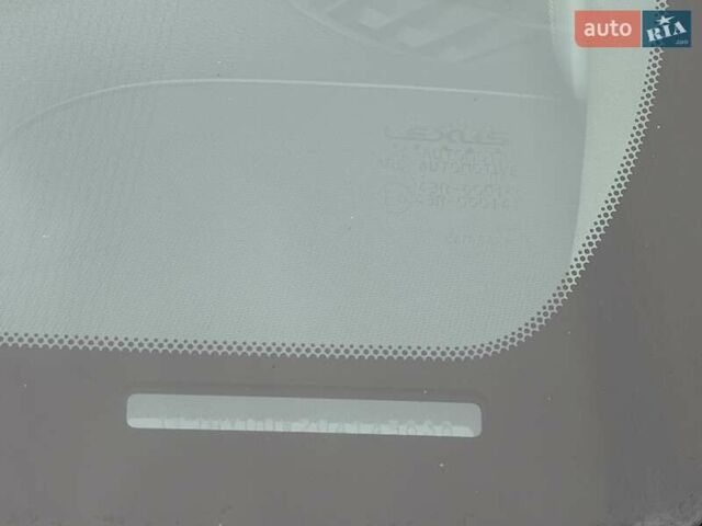 Чорний Лексус ЛХ, об'ємом двигуна 5.66 л та пробігом 162 тис. км за 43999 $, фото 23 на Automoto.ua