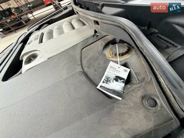 Чорний Лексус ЛХ, об'ємом двигуна 5.66 л та пробігом 162 тис. км за 43999 $, фото 170 на Automoto.ua