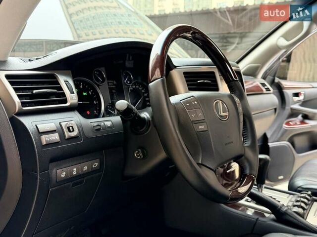 Чорний Лексус ЛХ, об'ємом двигуна 5.66 л та пробігом 162 тис. км за 43999 $, фото 67 на Automoto.ua