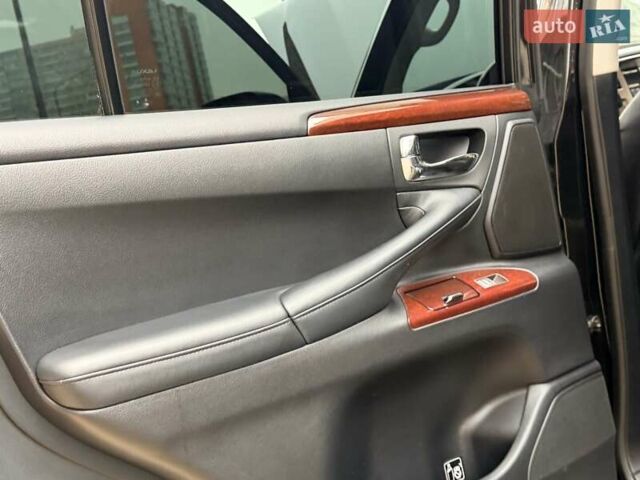 Чорний Лексус ЛХ, об'ємом двигуна 5.66 л та пробігом 162 тис. км за 43999 $, фото 78 на Automoto.ua