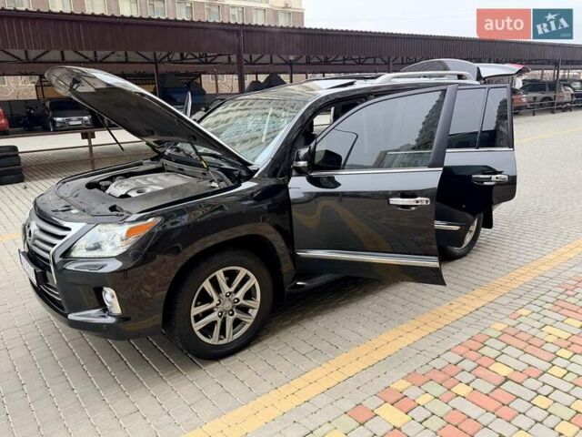 Чорний Лексус ЛХ, об'ємом двигуна 5.66 л та пробігом 162 тис. км за 43999 $, фото 164 на Automoto.ua