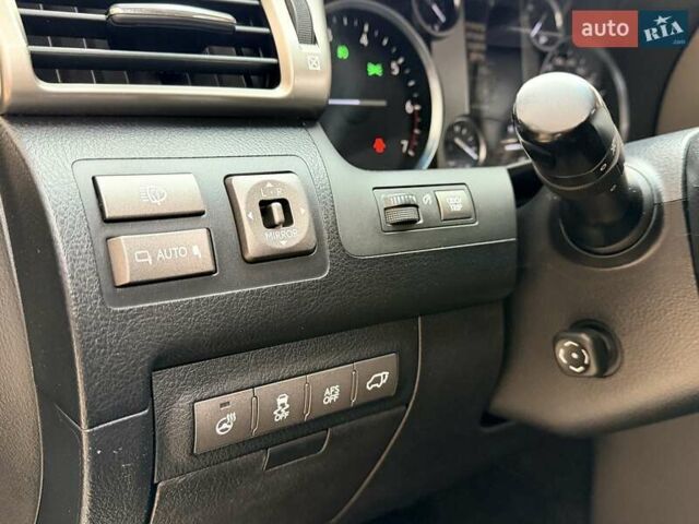 Чорний Лексус ЛХ, об'ємом двигуна 5.66 л та пробігом 162 тис. км за 43999 $, фото 66 на Automoto.ua