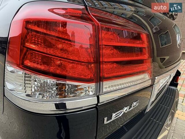Чорний Лексус ЛХ, об'ємом двигуна 5.66 л та пробігом 162 тис. км за 43999 $, фото 6 на Automoto.ua