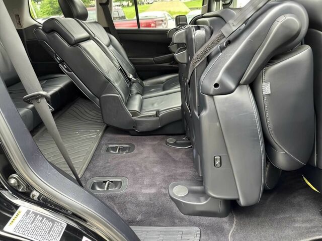 Черный Лексус ЛХ, объемом двигателя 5.7 л и пробегом 87 тыс. км за 20000 $, фото 11 на Automoto.ua