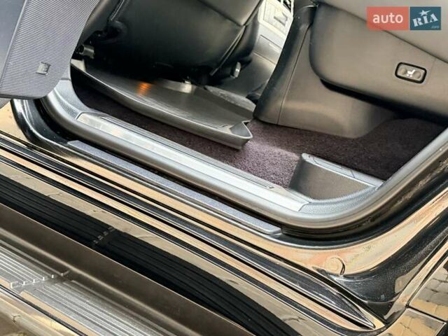 Чорний Лексус ЛХ, об'ємом двигуна 5.66 л та пробігом 162 тис. км за 43999 $, фото 77 на Automoto.ua