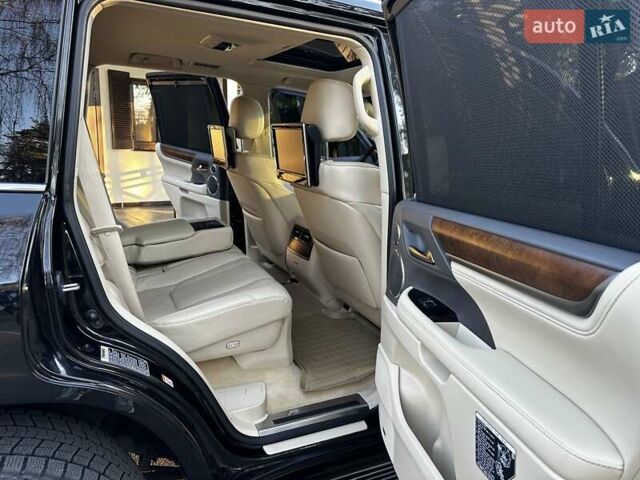 Черный Лексус ЛХ, объемом двигателя 5.66 л и пробегом 294 тыс. км за 59500 $, фото 52 на Automoto.ua