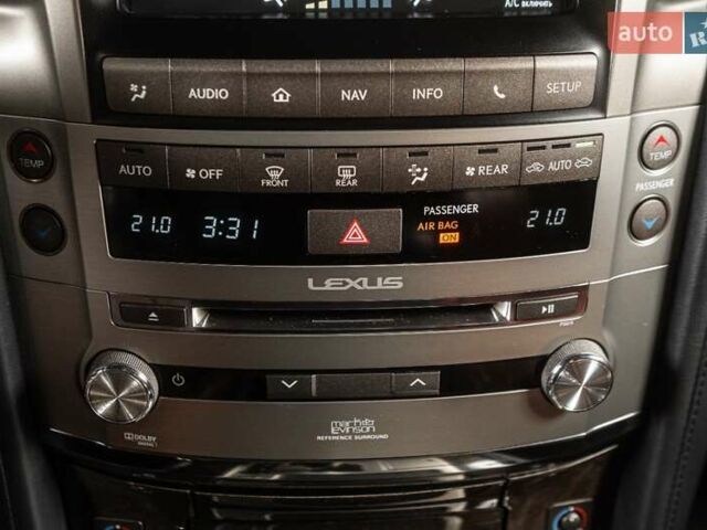 Лексус ЛХ 2015 у Одесі на Automoto.ua Чорний Лексус ЛХ, об'ємом двигуна 5.66 л та пробігом 199 тис. км за 41900 $, фото 47 на Automoto.ua