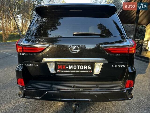 Черный Лексус ЛХ, объемом двигателя 5.66 л и пробегом 294 тыс. км за 59500 $, фото 21 на Automoto.ua