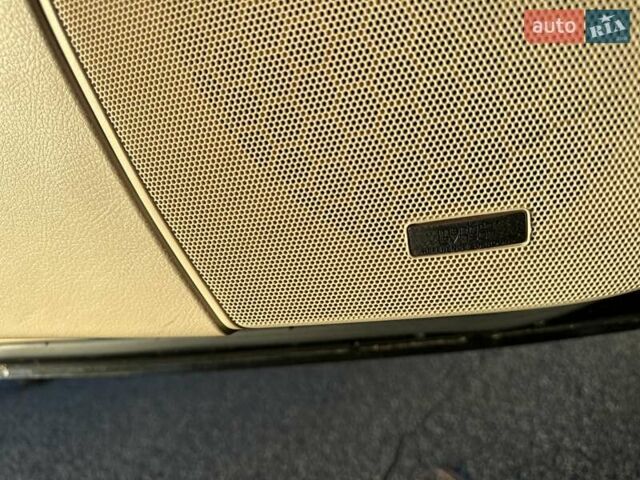 Черный Лексус ЛХ, объемом двигателя 5.66 л и пробегом 294 тыс. км за 59500 $, фото 30 на Automoto.ua