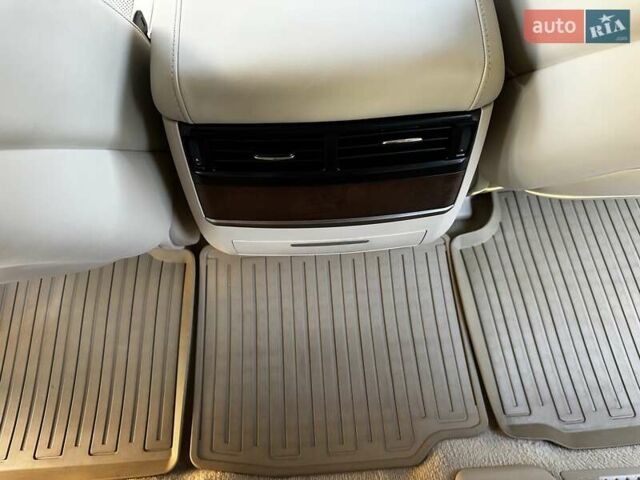 Черный Лексус ЛХ, объемом двигателя 5.66 л и пробегом 294 тыс. км за 59500 $, фото 42 на Automoto.ua