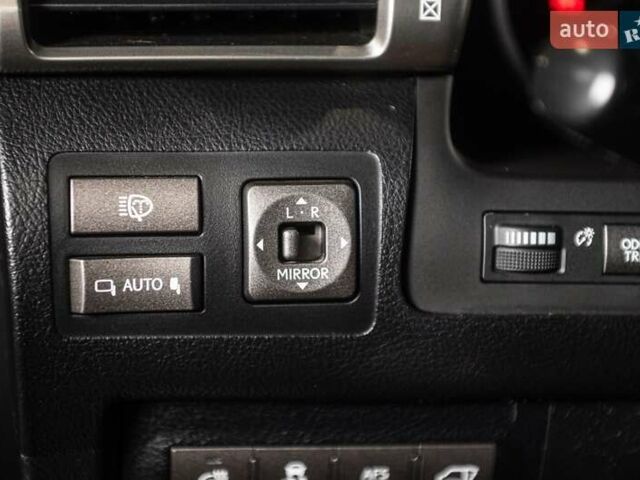 Лексус ЛХ 2015 у Одесі на Automoto.ua Чорний Лексус ЛХ, об'ємом двигуна 5.66 л та пробігом 199 тис. км за 41900 $, фото 57 на Automoto.ua