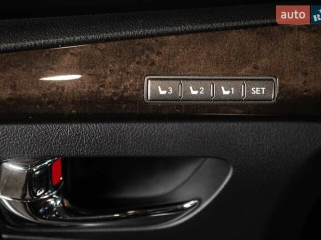 Лексус ЛХ 2015 у Одесі на Automoto.ua Чорний Лексус ЛХ, об'ємом двигуна 5.66 л та пробігом 199 тис. км за 41900 $, фото 53 на Automoto.ua