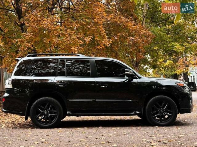 Лексус ЛХ 2015 у Дніпро (Дніпропетровську) на Automoto.ua Чорний Лексус ЛХ, об'ємом двигуна 5.66 л та пробігом 224 тис. км за 39500 $, фото 18 на Automoto.ua