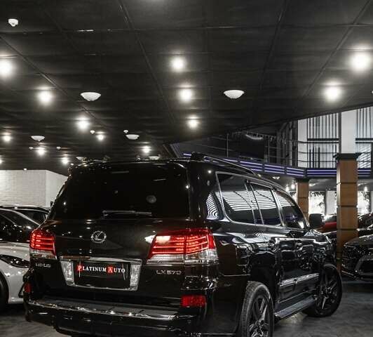 Лексус ЛХ 2015 у Одесі на Automoto.ua Чорний Лексус ЛХ, об'ємом двигуна 5.66 л та пробігом 199 тис. км за 41900 $, фото 10 на Automoto.ua