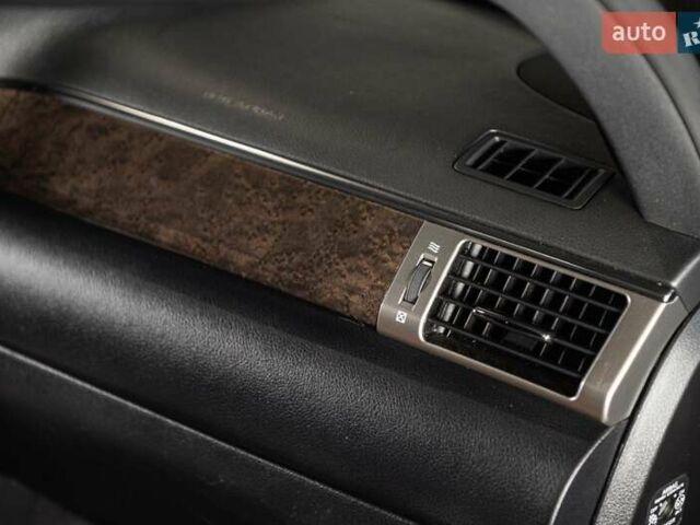 Лексус ЛХ 2015 у Одесі на Automoto.ua Чорний Лексус ЛХ, об'ємом двигуна 5.66 л та пробігом 199 тис. км за 41900 $, фото 42 на Automoto.ua