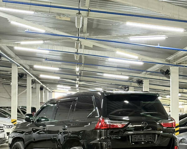 Черный Лексус ЛХ, объемом двигателя 4.46 л и пробегом 150 тыс. км за 66000 $, фото 21 на Automoto.ua